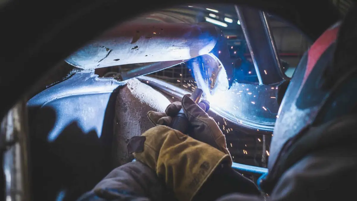 auto body shop tech welding